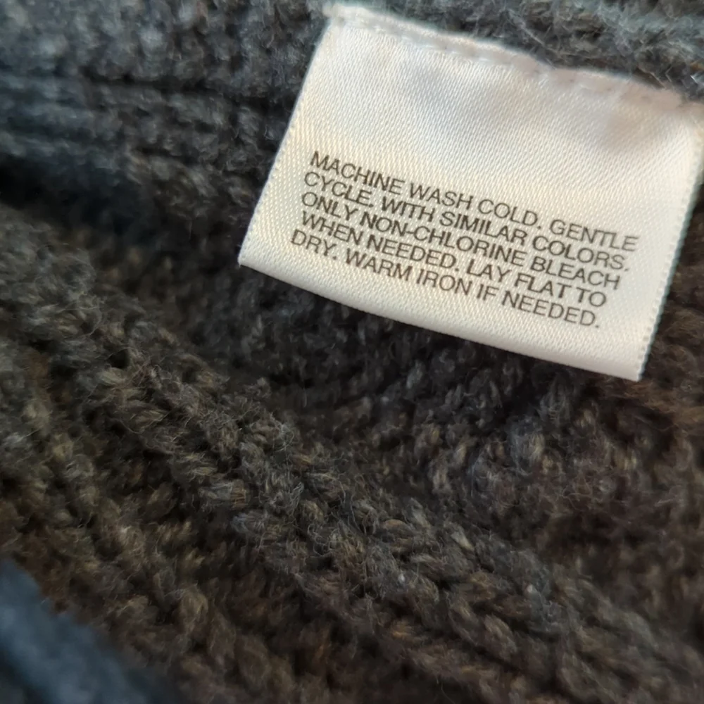 Long wrap sweater - Picture 8 of 11